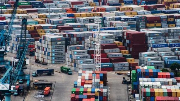 配查网 就外贸而言，上海深圳谁更厉害？