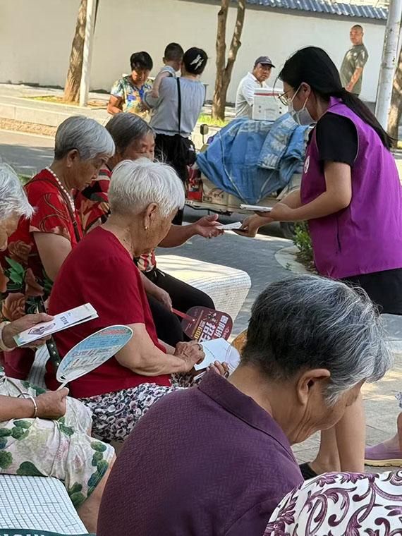 京融实配 光大银行郑州分行“阳光消保大使”开讲啦：慧眼识破不法中介，筑牢防线远离骗局